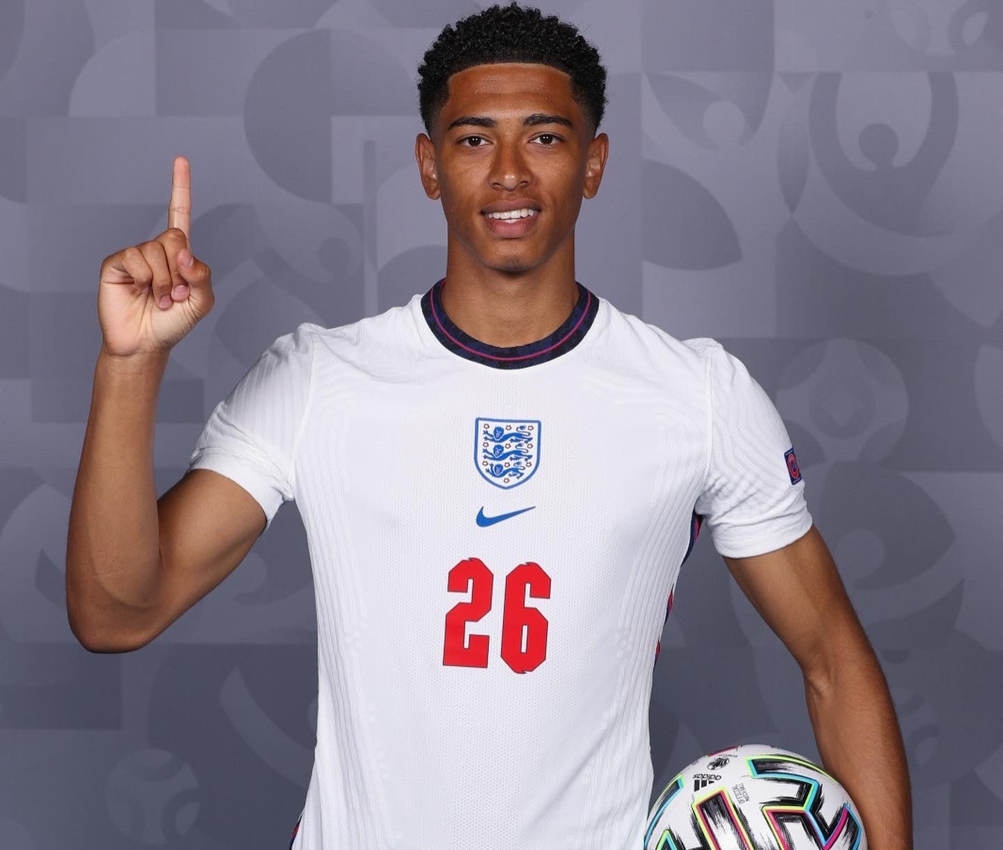 LCK第八周：HLE锁定前二、DK锁定季后赛，Peyz仍在POG榜
