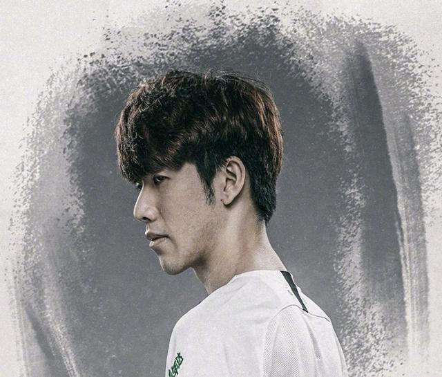 LPL S赛两冠，哪个冠军的含金量更高？